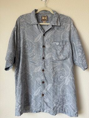 Tommy Bahama Silk Camp Shirt Light Blue Floral Short Sleeve Button Up M